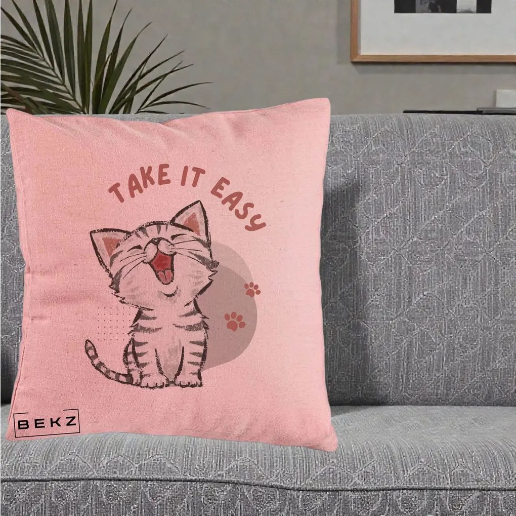 Perna Personalizata Take It Easy Cat, 40x40 cm, Roz, Husa Detasabila, Perna Inclusa, BEKZ®