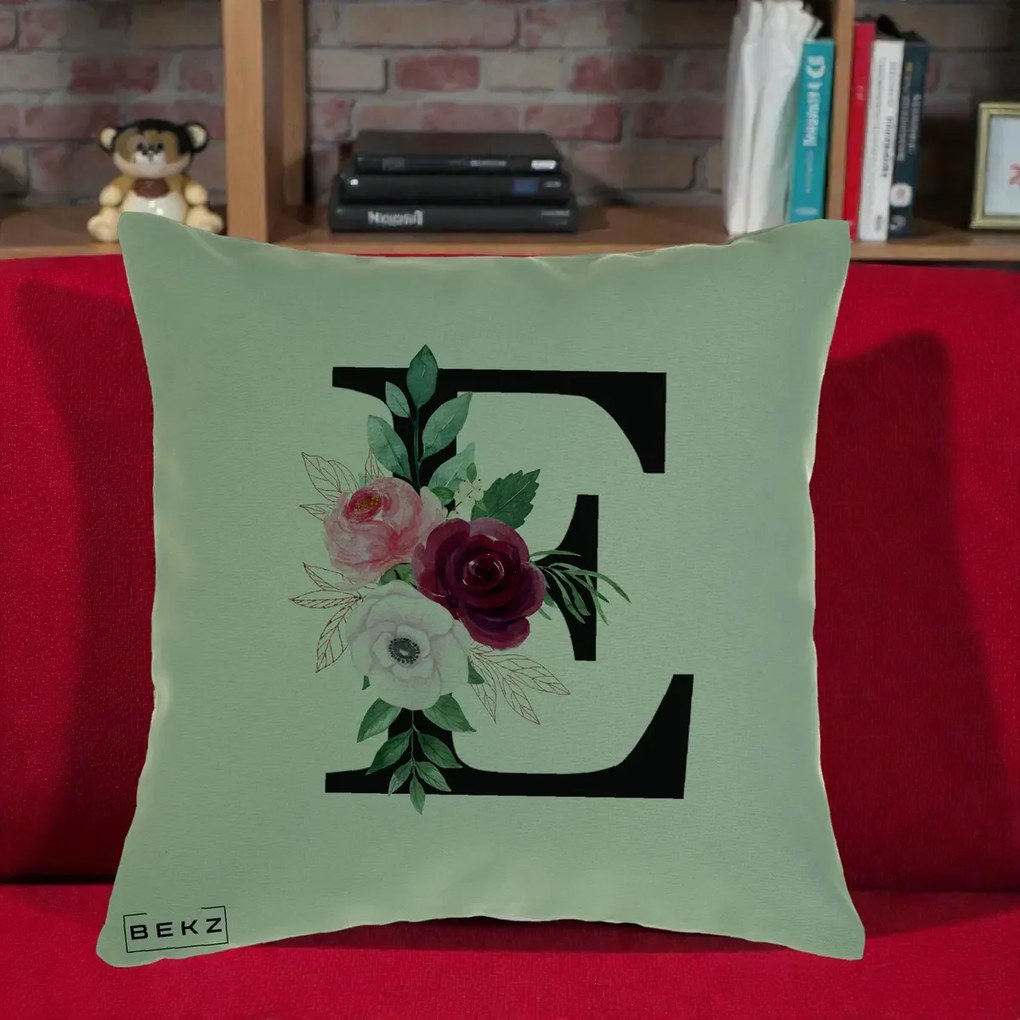 Cadou Personalizat - Perna Personalizata Monograma Florala Litera E, 40x40 cm, Verde, Husa Detasabila, Perna Inclusa, BEKZ®