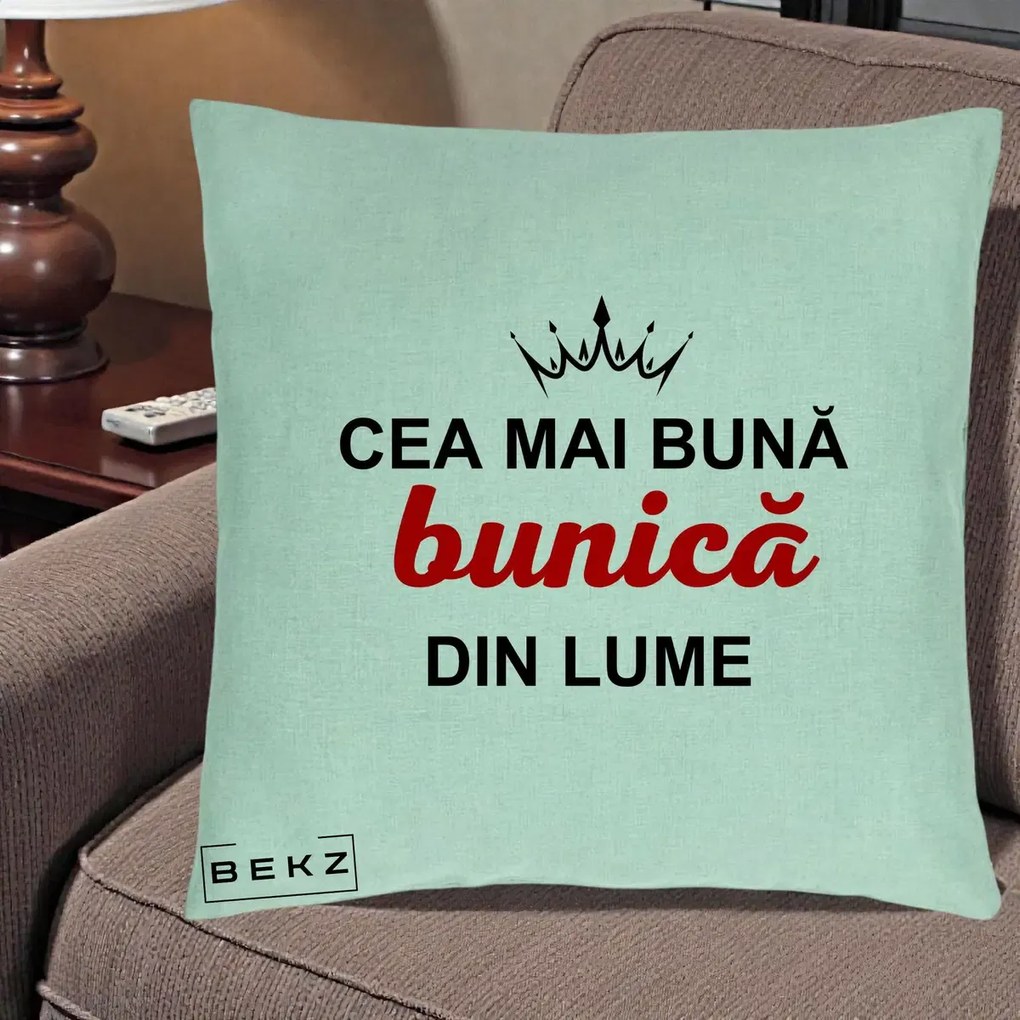 Cadou pentru Bunica - Perna Personalizata Cea Mai Buna Bunica Din Lume Coroana Neagra, 40x40 cm, Verde Menta, Husa Detasabila, Perna Inclusa, BEKZ®