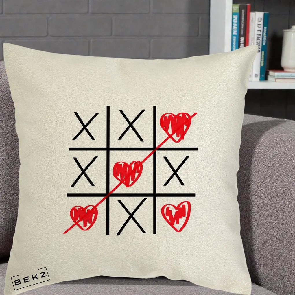 Cadou Romantic - Perna Personalizata Love Joc X si Inima cu Castigator Iubire, 40x40 cm, Ecru, Husa Detasabila, Perna Inclusa, BEKZ®