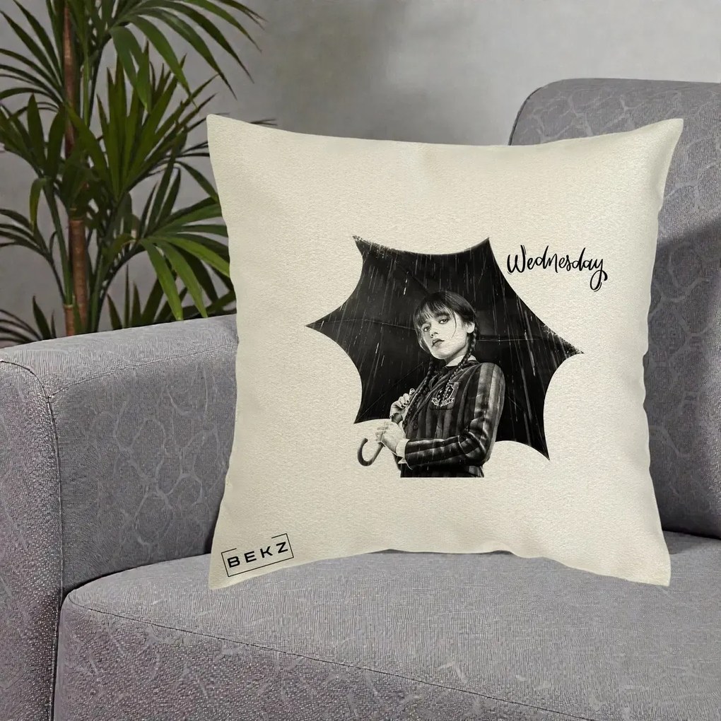Perna Personalizata Wednesday Addams cu Umbrela Foto, 40x40 cm, Ecru, Husa Detasabila, Perna Inclusa, BEKZ®