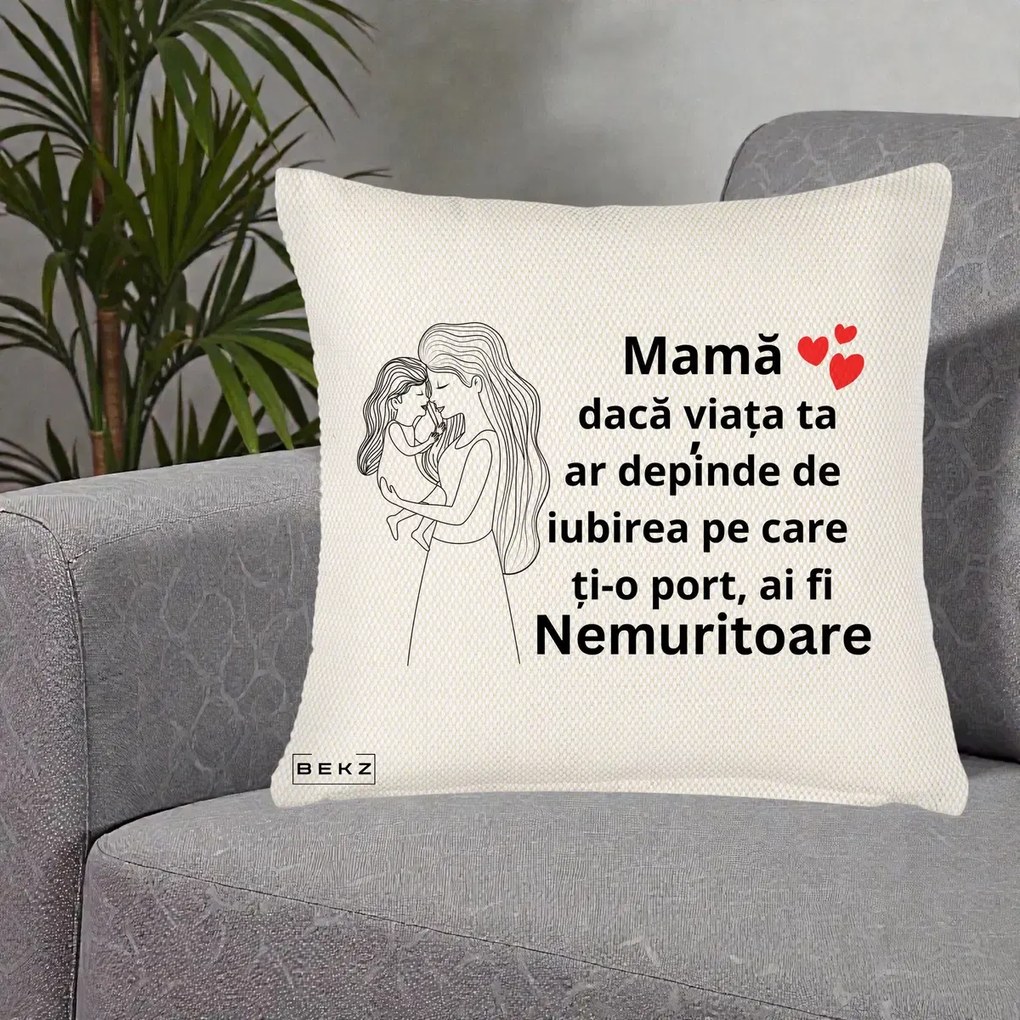 Cadou pentru Mama - Perna Personalizata Mama Nemuritoare cu Copilul in Poala, 40x40 cm, Crem Reliefat, Husa Detasabila, Perna Inclusa, BEKZ®