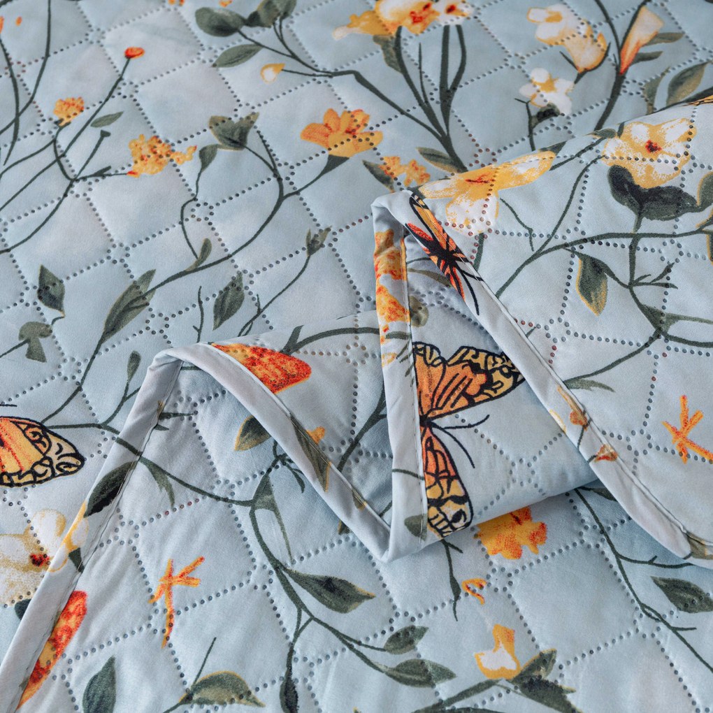 Cuvertura de pat MONARCH WINGS, albastru deschis Dimensiune: 220 x 240 cm