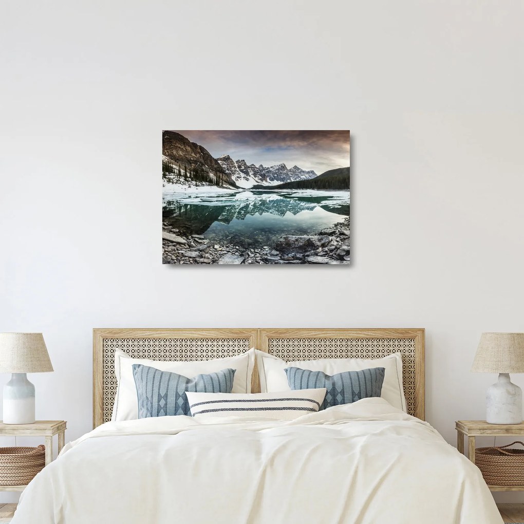 Tablou pe sticlă - lacul iarna (70x50 cm)