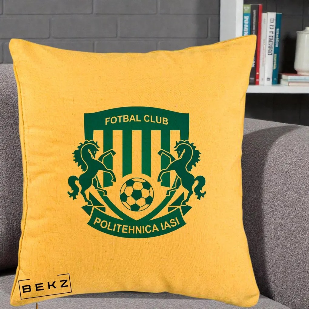 Perna Personalizata FC Politehnica Iasi Fotbal, 40x40 cm, Galben, Husa Detasabila, Perna Inclusa, BEKZ®