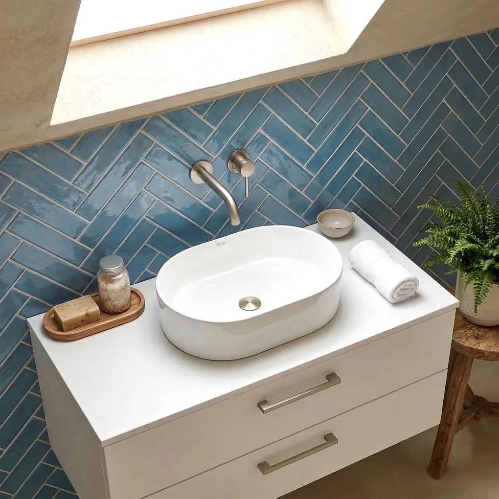 Lavoar ceramic pentru blat Rea Nadia 46
