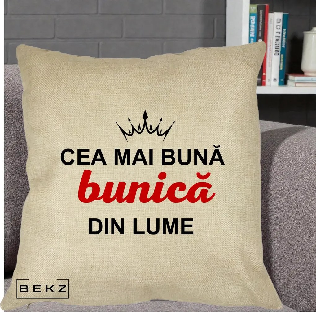 Cadou pentru Bunica - Perna Personalizata Cea Mai Buna Bunica Din Lume Coroana Neagra, 40x40 cm, Crem, Husa Detasabila, Perna Inclusa, BEKZ®