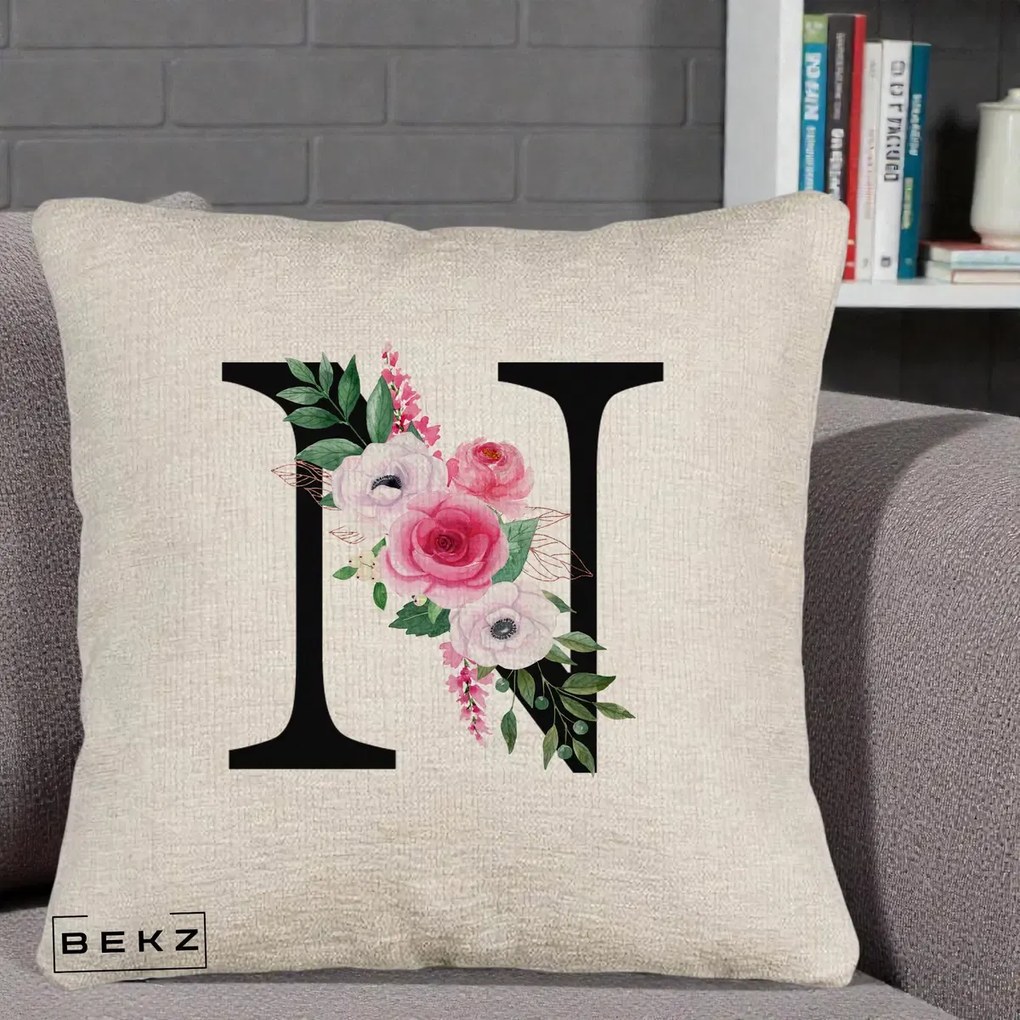 Cadou Personalizat - Perna Personalizata Monograma Florala Litera N, 40x40 cm, Bej Canapea, Husa Detasabila, Perna Inclusa, BEKZ®