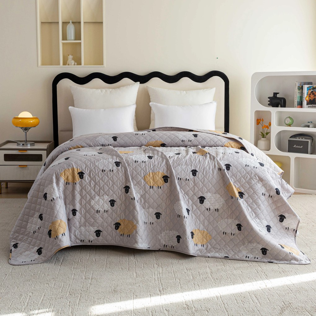 Cuvertura pat SHEEP DREAM gri Dimensiune: 220 x 240 cm