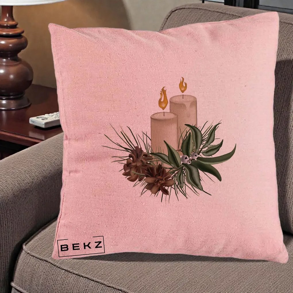 Perna Decorativa Lumanari cu Ilex si Conuri Ilustratie, 40x40 cm, Roz, Husa Detasabila, Perna Inclusa, BEKZ®