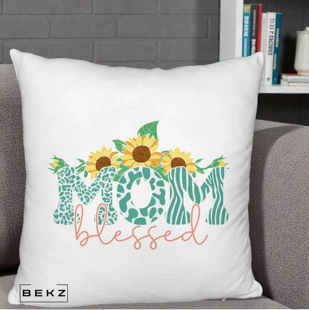Cadou pentru Mama - Perna Personalizata Mom Blessed cu Floarea Soarelui Animal Print Teal, 40x40 cm, Alb Pufos, Husa Detasabila, Perna Inclusa, BEKZ®