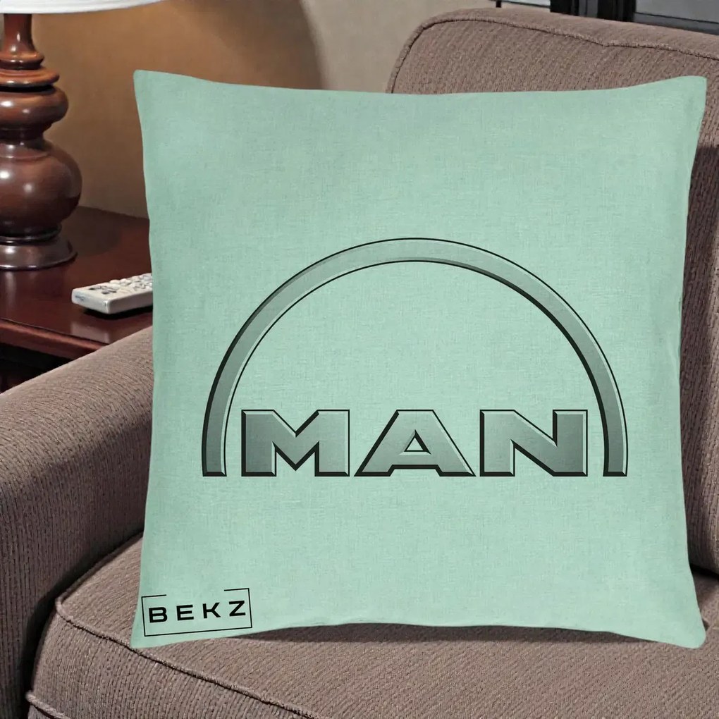 Perna Personalizata cu emblema MAN, 40x40 cm, Verde Menta, Husa Detasabila, Perna Inclusa, BEKZ®