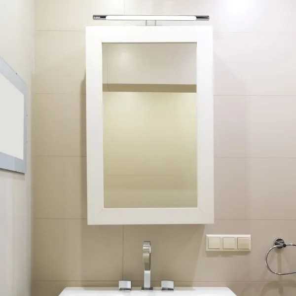 Aplică LED pentru oglindă LED/9W/230V 3000K 50cm crom
