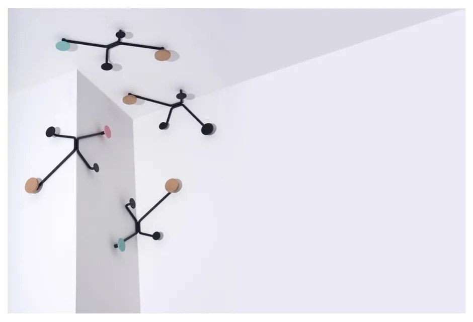 Cuier de perete Gazzda Hook, detaliu verde mentolat, negru