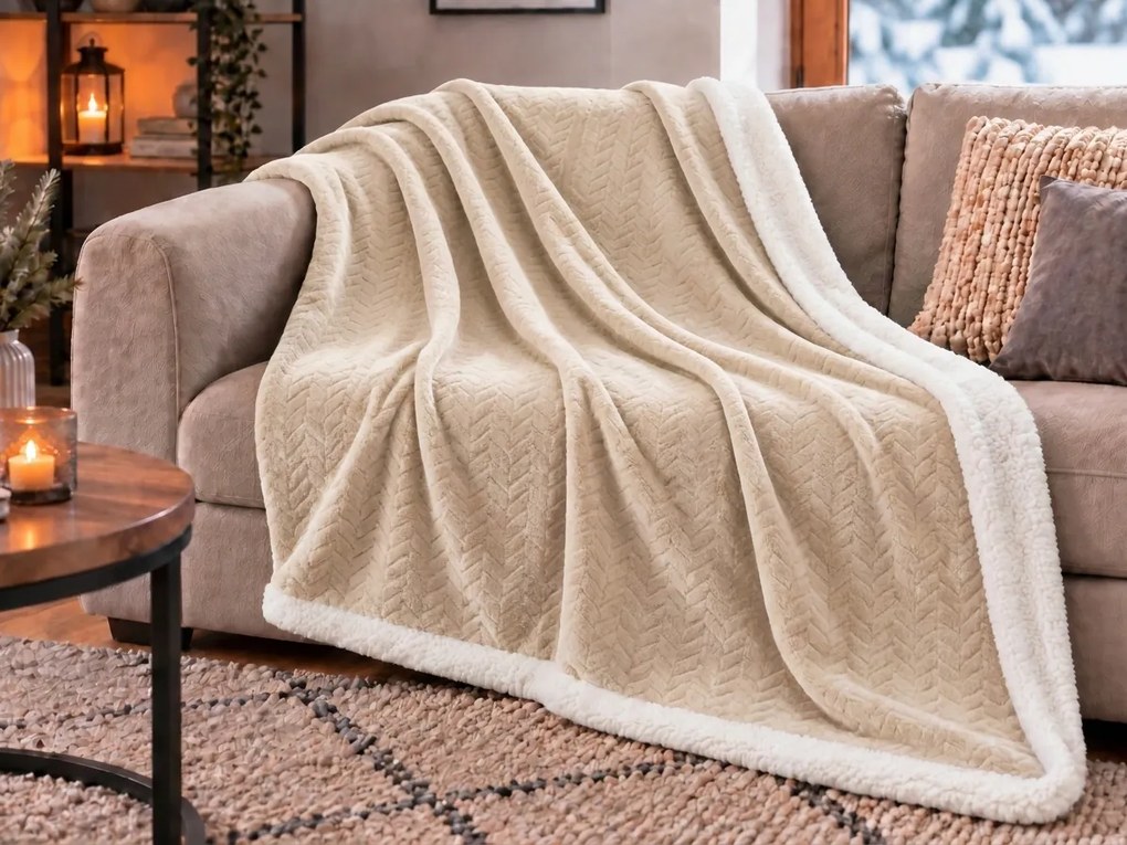 Patura BRAIDA, culoare bej deschis, imitatie de miel Dimensiune: 150 x 200 cm