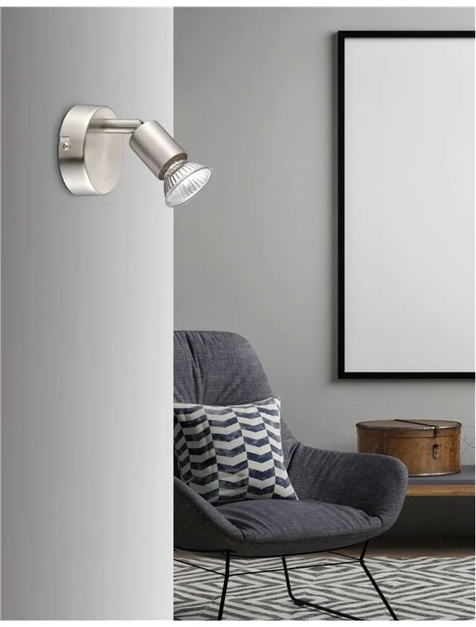 Aplica perete moderna cu spot Base NVL-660001