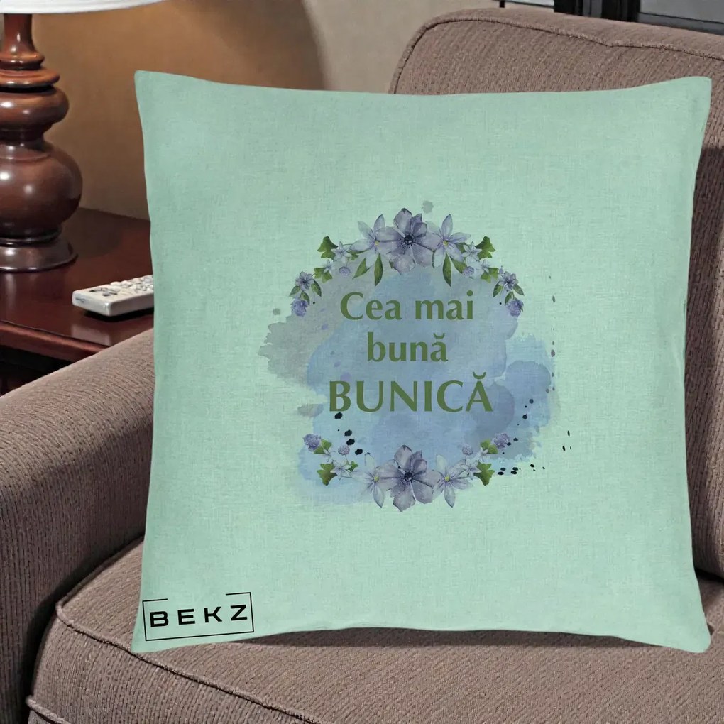 Cadou pentru Bunica - Perna Personalizata Cea Mai Buna Bunica Flori Mov Acuarela Auriu, 40x40 cm, Verde Menta, Husa Detasabila, Perna Inclusa, BEKZ®