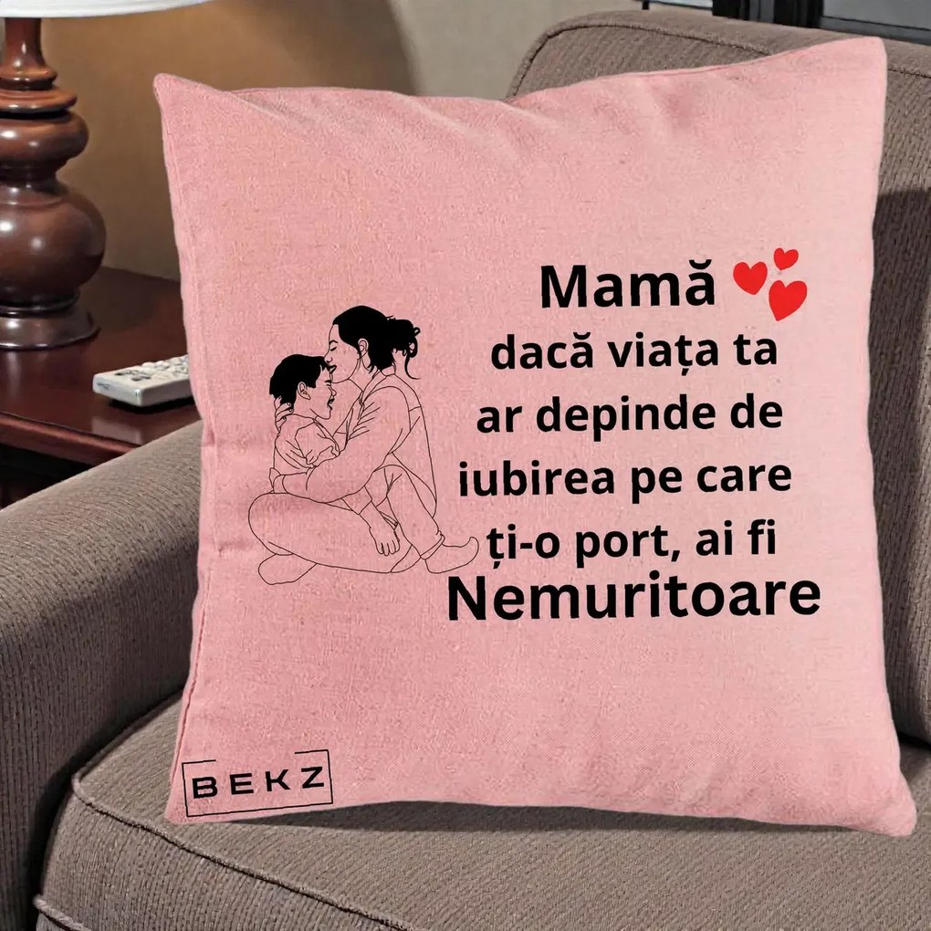 Cadou pentru Mama - Perna Personalizata Mama Nemuritoare Kawaii, 40x40 cm, Roz, Husa Detasabila, Perna Inclusa, BEKZ®