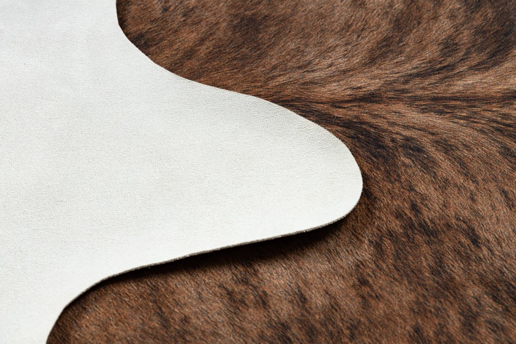 Covor Artificial Cowhide, Vaca G5067-3 Piele maro - SECUNDAR-COTATI PRODUSUL