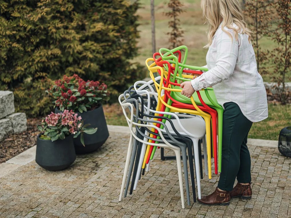 OFERTA Scaun din plastic galben KATO Calitatea II.