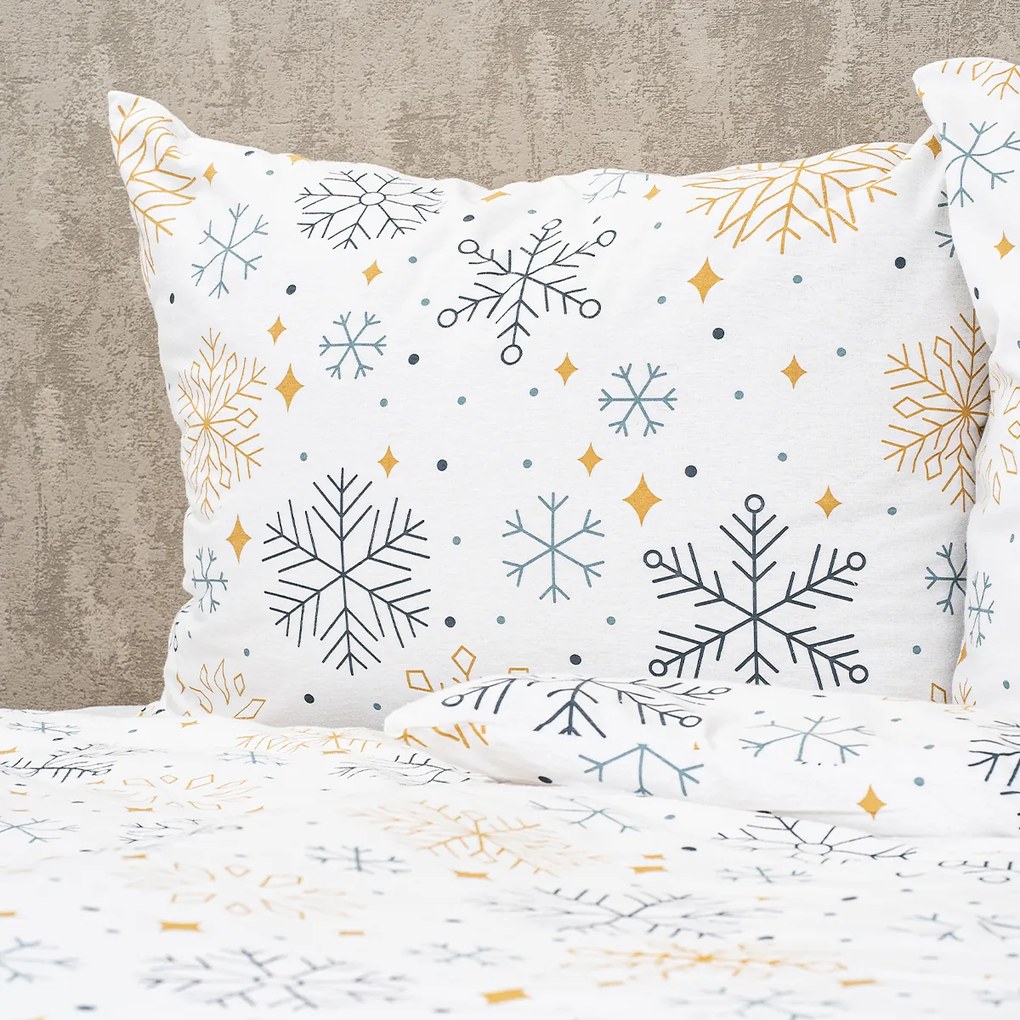Lenjerie de pat din flanel 4Home Frostysnowflakes, 220 x 200 cm, 2 buc. 70 x 90 cm