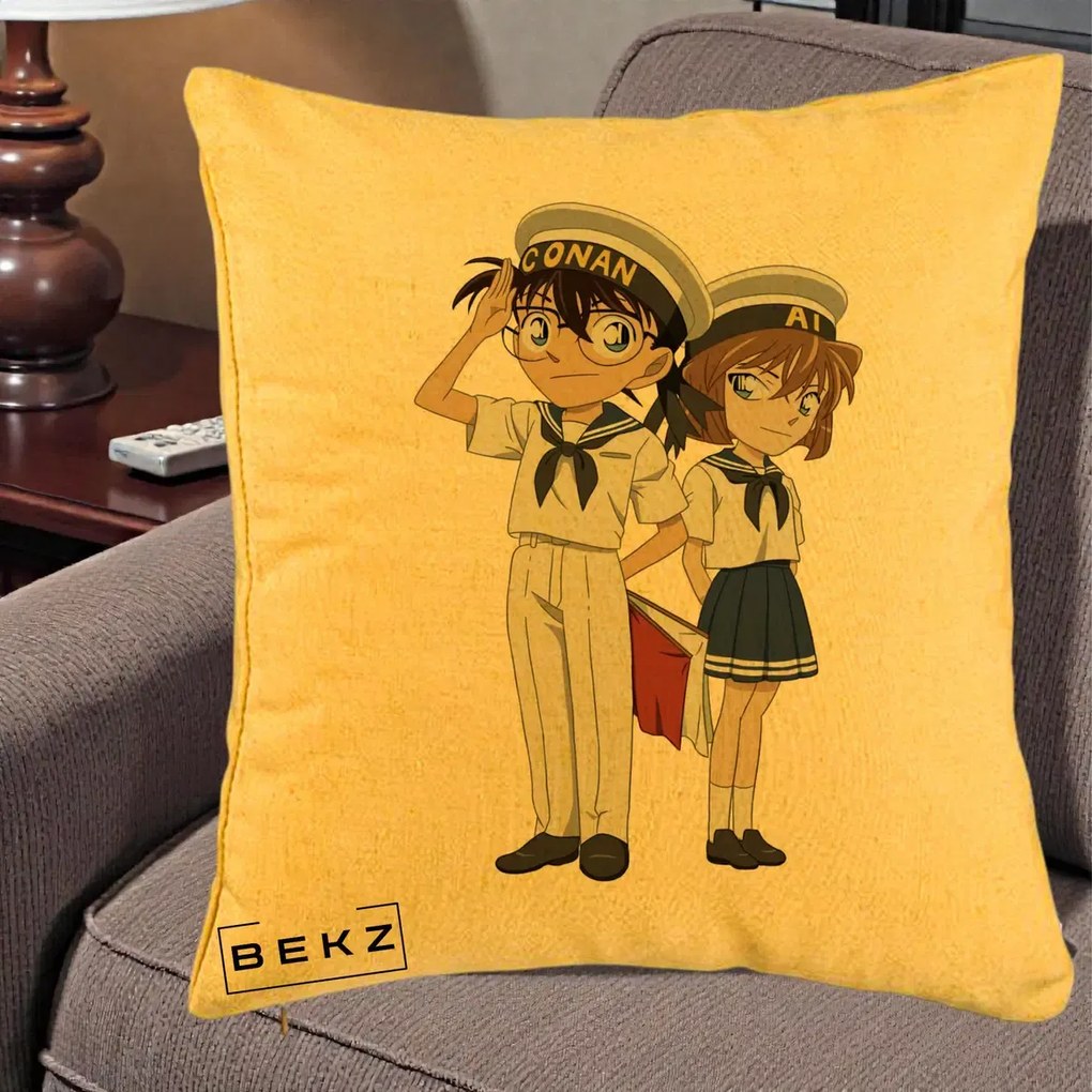 Perna Personalizata Detective Conan Conan si Ai Sailor, 40x40 cm, Galben, Husa Detasabila, Perna Inclusa, BEKZ®