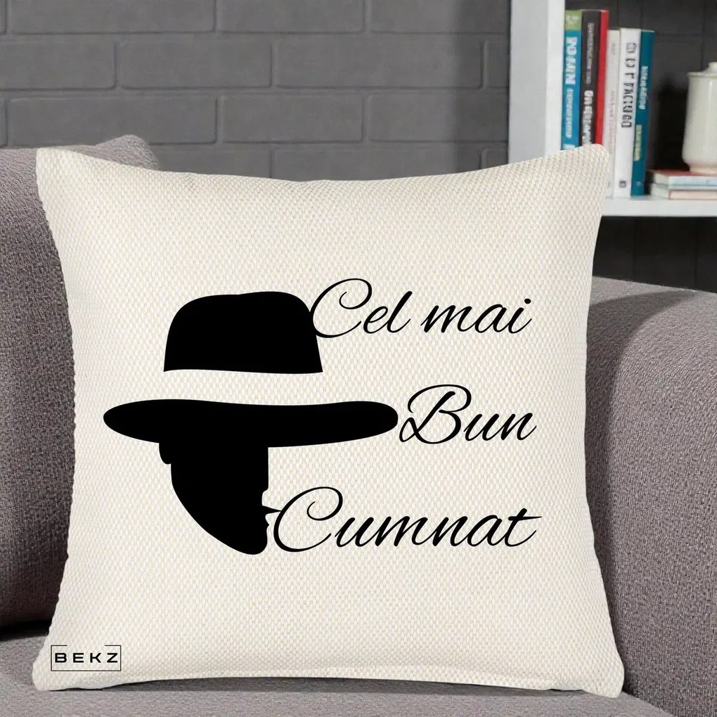 Cadou pentru Cumnat - Perna Personalizata Cel mai Bun Cumnat cu Silueta Palarie, 40x40 cm, Crem Reliefat, Husa Detasabila, Perna Inclusa, BEKZ®