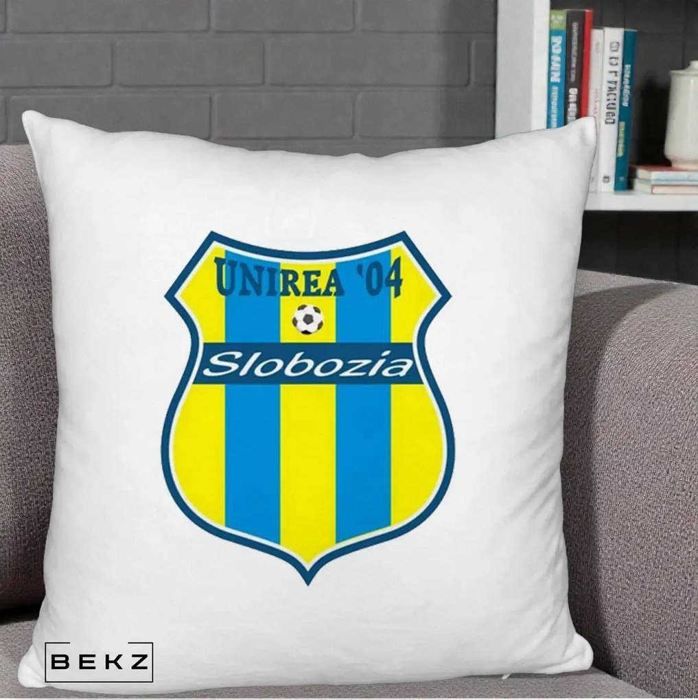 Perna Personalizata Unirea '04 Slobozia Fotbal, 40x40 cm, Alb Pufos, Husa Detasabila, Perna Inclusa, BEKZ®