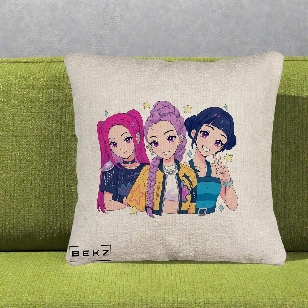 Perna Personalizata K-pop HUNTRX Trio Anime Stele, 40x40 cm, Bej Canapea, Husa Detasabila, Perna Inclusa, BEKZ®
