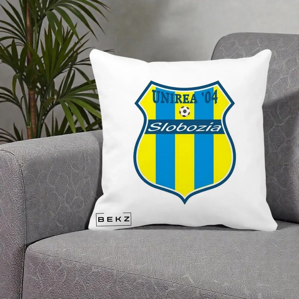 Perna Personalizata Unirea '04 Slobozia Fotbal, 40x40 cm, Alba Mata, Husa Detasabila, Perna Inclusa, BEKZ®