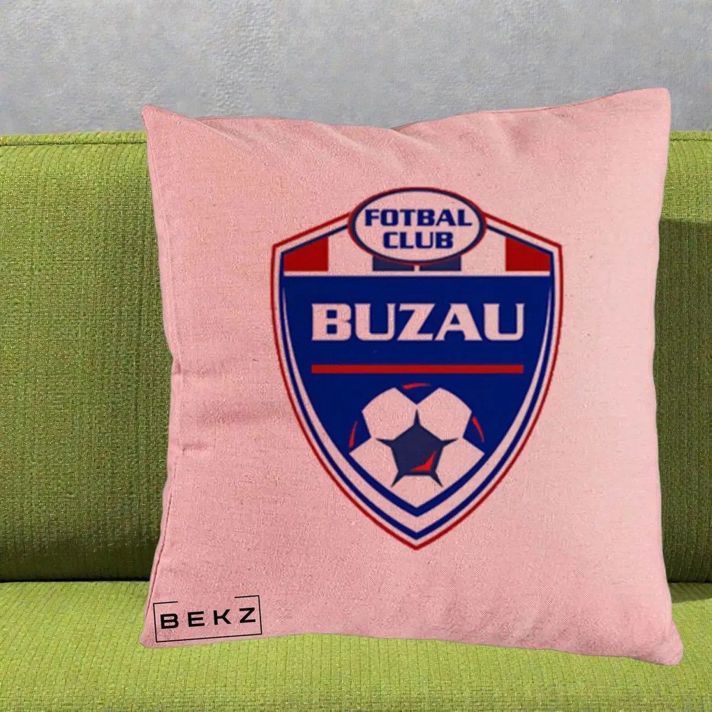 Perna Personalizata FC Buzau Fotbal, 40x40 cm, Roz, Husa Detasabila, Perna Inclusa, BEKZ®