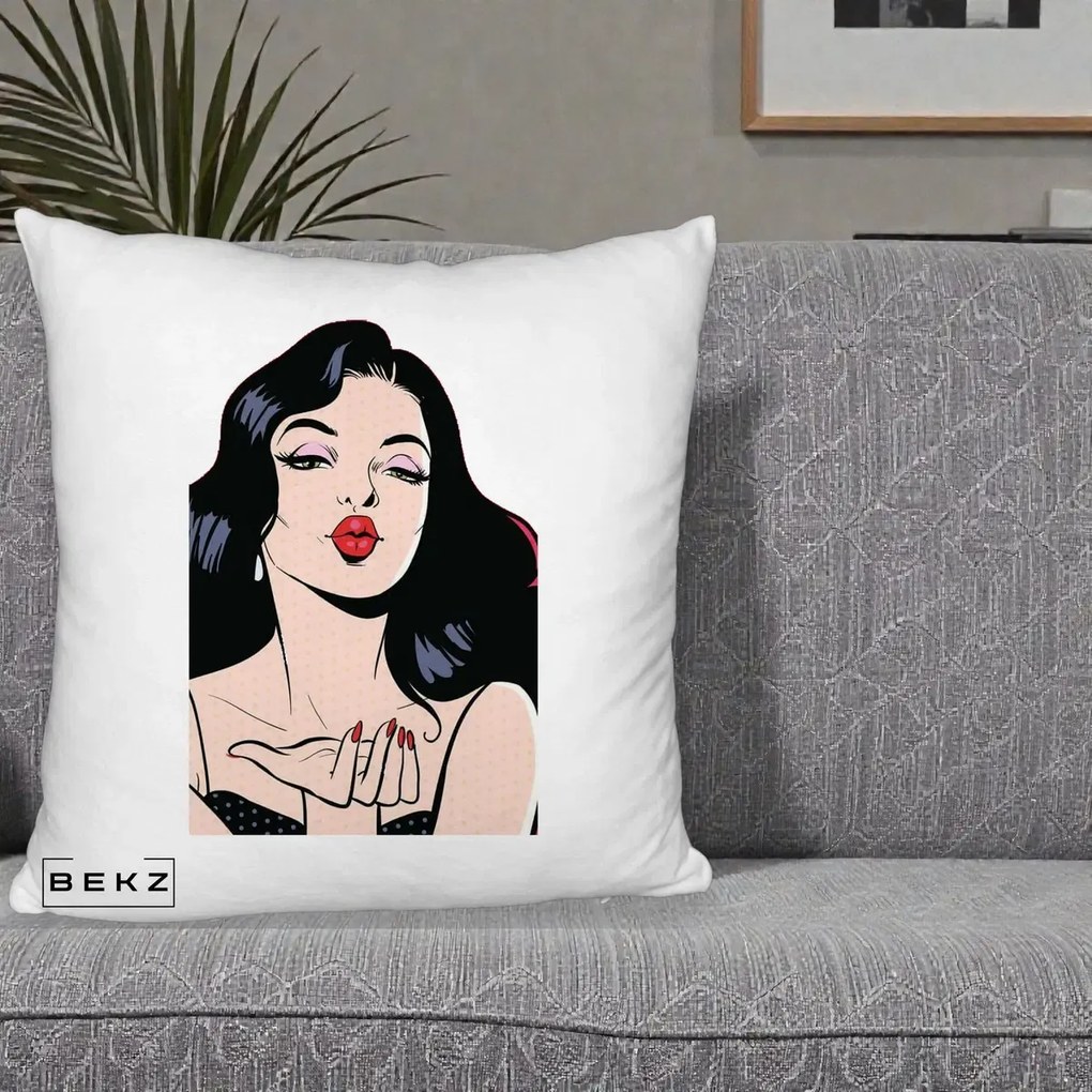 Perna Decorativa Femeie Pop-Art Kiss, 40x40 cm, Alb Pufos, Husa Detasabila, Perna Inclusa, BEKZ®