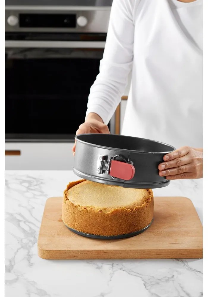 Formă de copt din oțel pentru tort ø 24 cm – Lékué