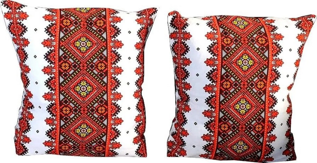 Set 2 perne decorative Casa Gino®, dimensiuni 40X40 cm, pentru living, bucatarie si dormitor, bumbac 100%, Motive traditionale si Rosu
