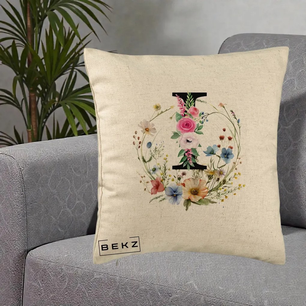 Cadou Personalizat - Perna Personalizata Monogram Litera I cu Flori Acuarela, 40x40 cm, Bej, Husa Detasabila, Perna Inclusa, BEKZ®