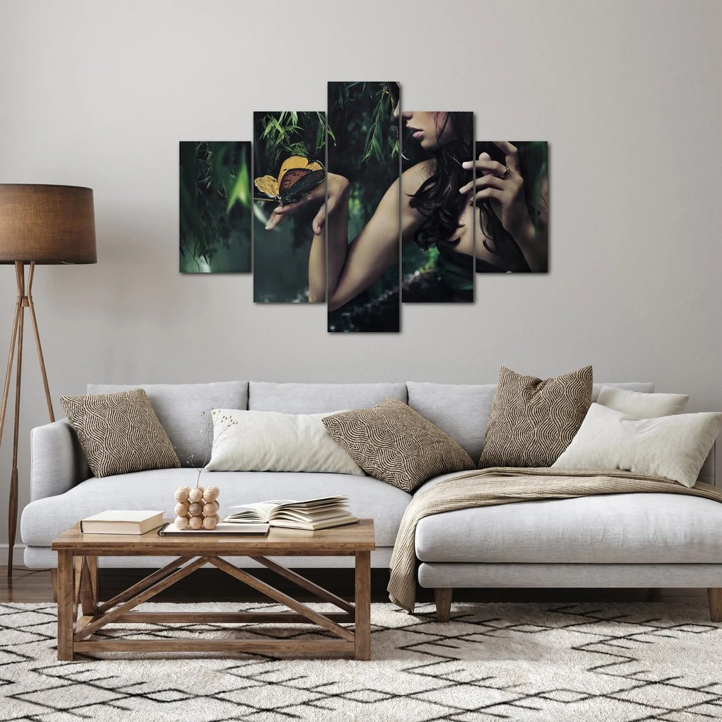 Tablou - Femeia grațioasă cu fluture (150x105 cm)