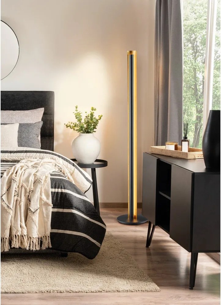 Lampadar negru LED cu intensitate reglabilă (înălțime 142,5 cm) Texel – Trio