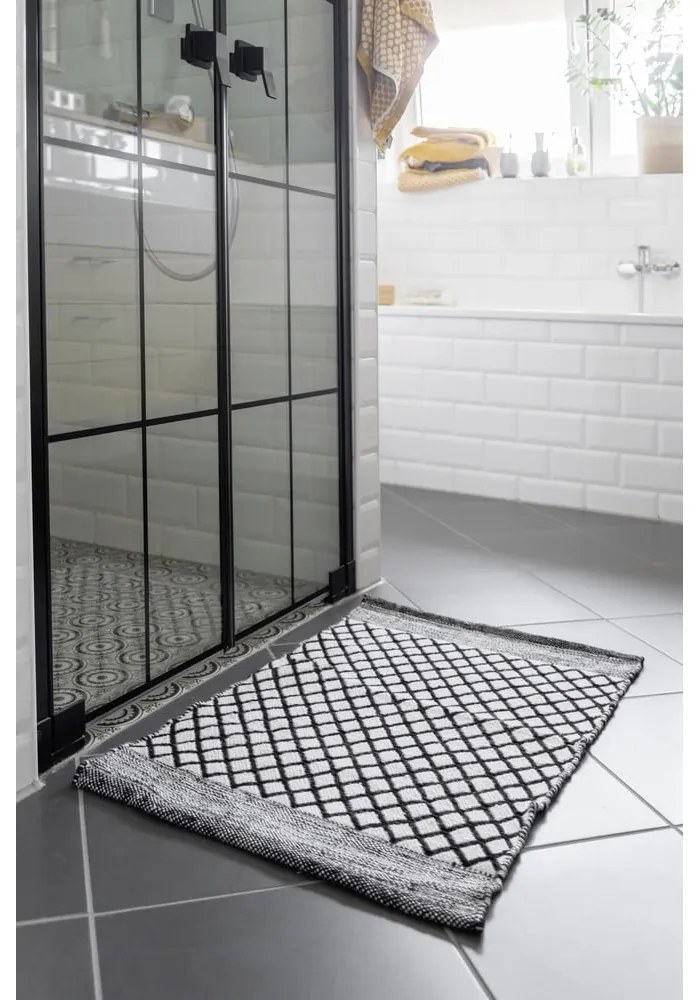 Covoraș de baie alb-negru din plastic reciclat 50x80 cm Tara – Wenko