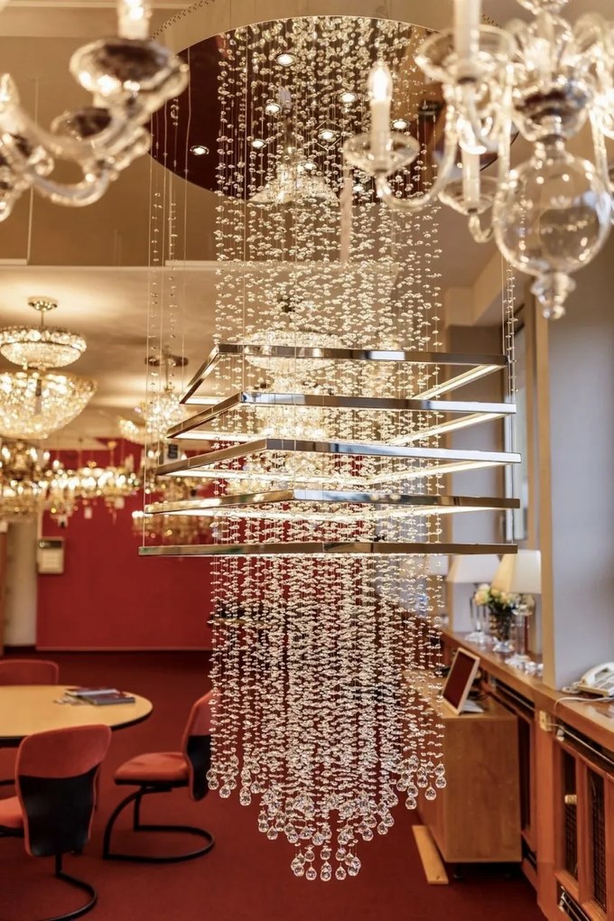 Lustra moderna Vision design LUX Cristal Bohemia Exclusive EMBRACE 03
