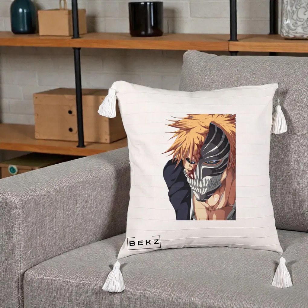Perna Personalizata Bleach Ichigo Masca Hollow, 40x40 cm, Bej cu Franjuri, Husa Detasabila, Perna Inclusa, BEKZ®