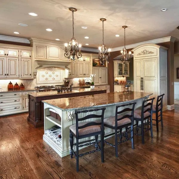 Quoizel QZ-MARQUETTE3 - Candelabru suspendat cu lanț MARQUETTE, 3xE14/60W/230V, finisaj bronz