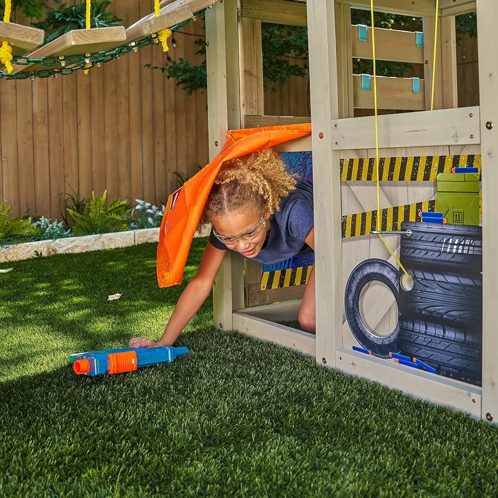 Loc de joaca pentru copii de gradina NERF BATTLE FORT 4,45 x 1,84 m