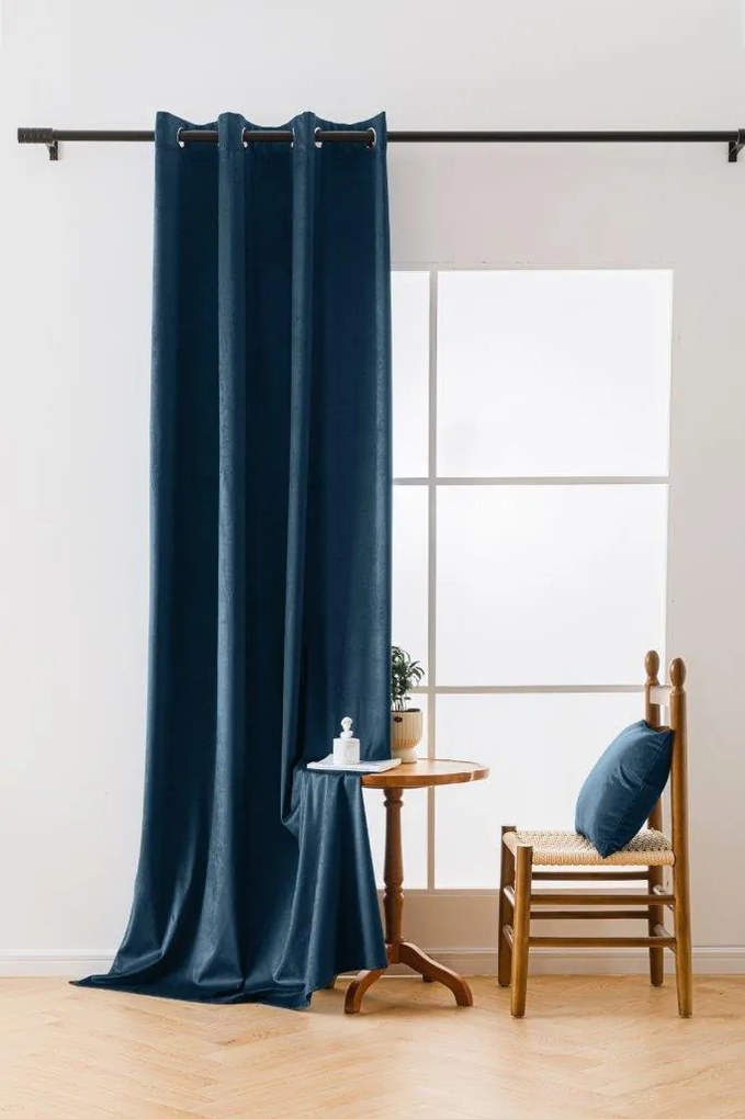 Draperie din catifea opaca Culoare albastru kerosen, VELVET 140x250 cm
