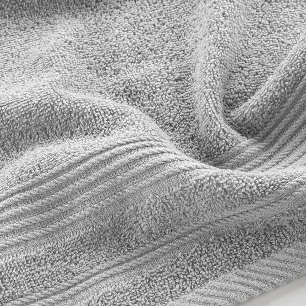 Prosop gri deschis din bumbac din frotir 30x50 cm Tendresse – douceur d'intérieur