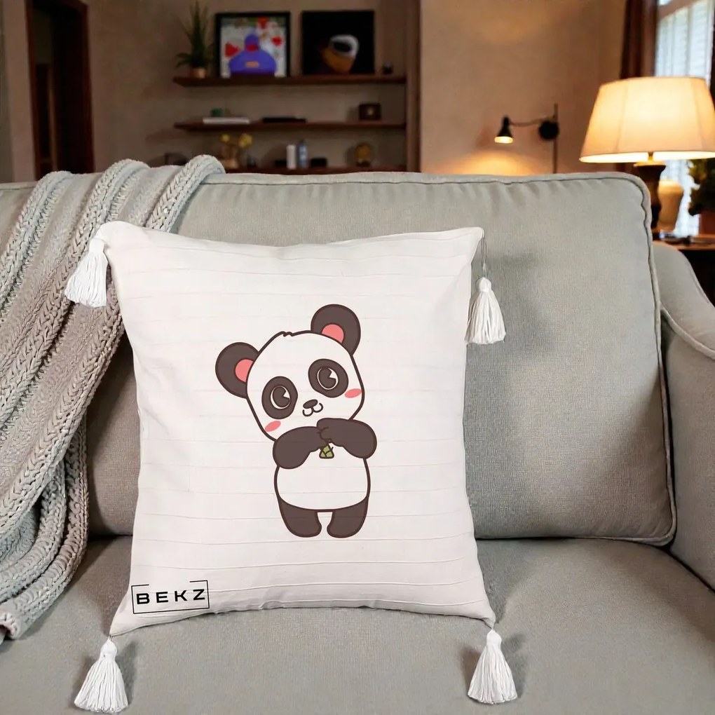 Perna Personalizata Panda Kawaii cu Bambus, 40x40 cm, Bej cu Franjuri, Husa Detasabila, Perna Inclusa, BEKZ®