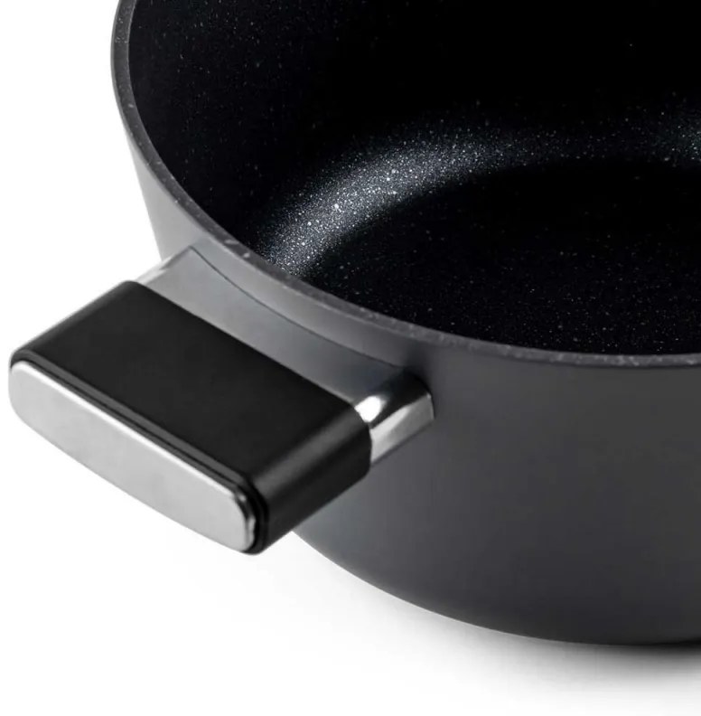 Cratiță Luigi Ferrero Regina FR-2440 24x11.5 cm, 4.3 l, Acoperire antiaderentă cu efect de marmură, Capac din sticlă cu gaură pentru abur, Negru