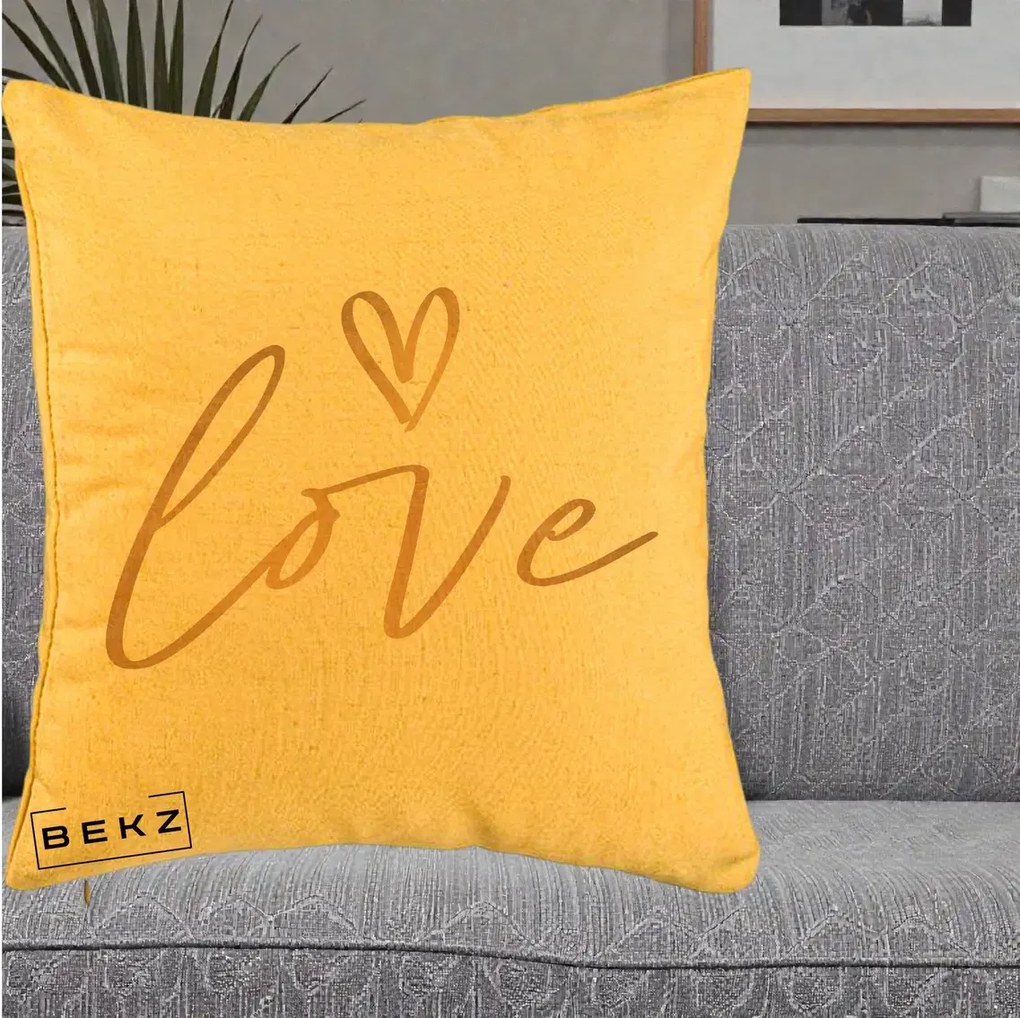 Perna Decorativa Love Caligrafie Aurie, 40x40 cm, Galben, Husa Detasabila, Perna Inclusa, BEKZ®