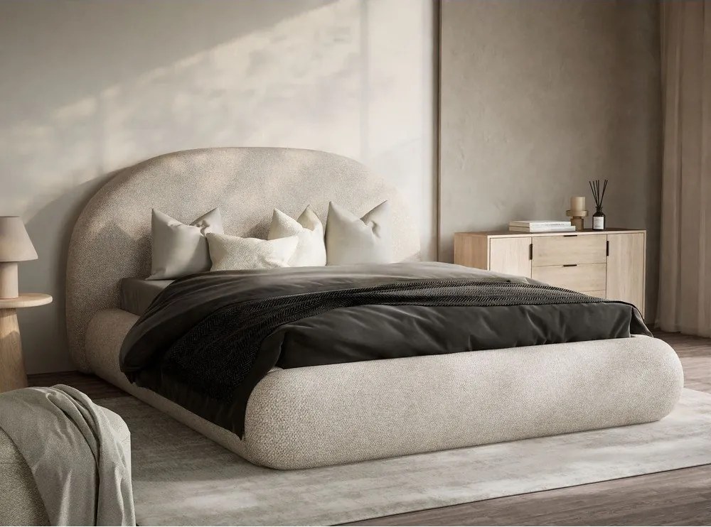 Pat matrimonial crem tapițat cu spațiu de depozitare cu somieră 160x200 cm Maumere – Maison de Rêve