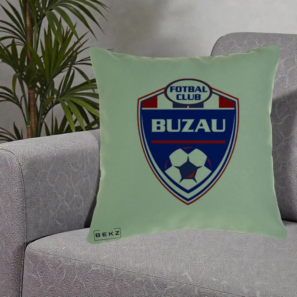 Perna Personalizata FC Buzau Fotbal, 40x40 cm, Verde, Husa Detasabila, Perna Inclusa, BEKZ®