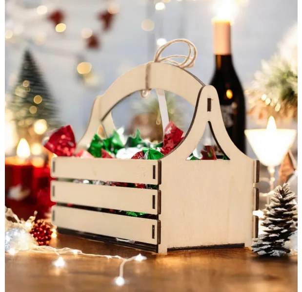 Cosulet personalizat din lemn stratificat - cadoul perfect pentru copii